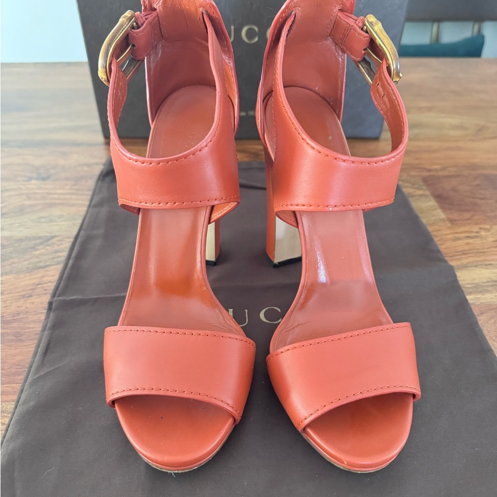 GUCCI Sandals - Picture 2 of 6